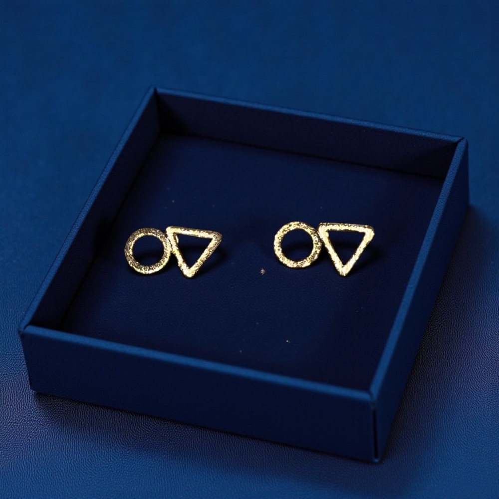 Gold Circle/Triangle Geometric Stud Earrings